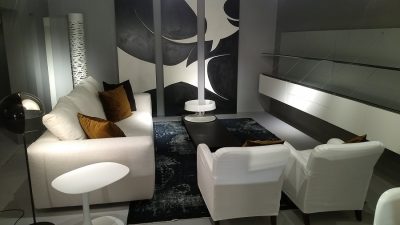 salotto elegante pitturato grigio,nero e bianco
